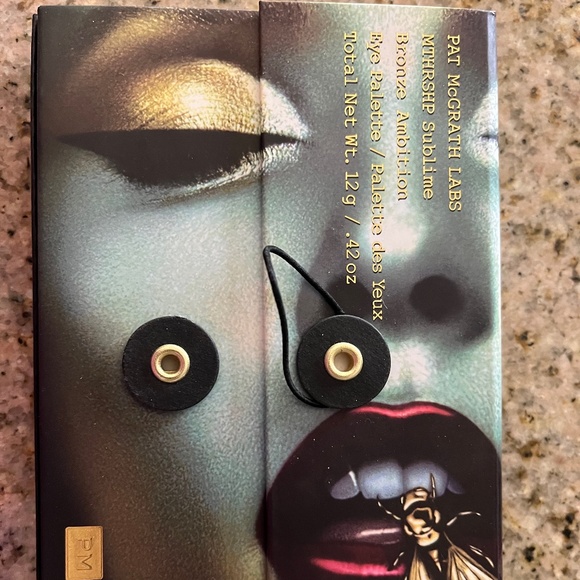Pat McGrath Eyeshadow Palette - Picture 1 of 4